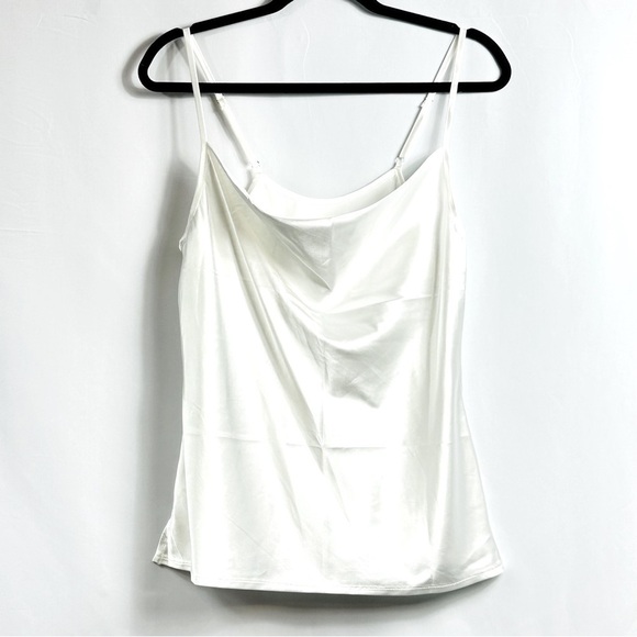 NWT Vidussa Women’s Sz Medium Off White Satin Look Adjustable Strap Camisole - Picture 4 of 9